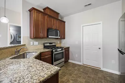 202 Beaconwood Lane, Holly Springs, NC 27540 - Photo 15