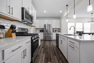 5862 Woodlawn Dr, Durham, NC 27703 - Photo 11