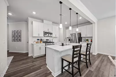 5862 Woodlawn Drive, Durham, NC 27703 - Photo 9