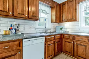 106 Grey Fox Ct, Cary, NC 27511 - Photo 7