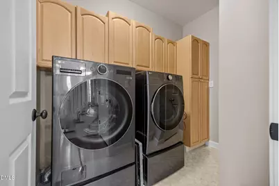 114 S Fields Circle, Chapel Hill, NC 27516 - Photo 15