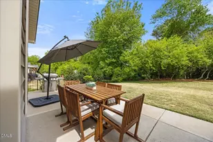 827 Tupelo Glen Ct, Fuquay Varina, NC 27526 - Photo 37