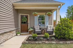 827 Tupelo Glen Ct, Fuquay Varina, NC 27526 - Photo 3