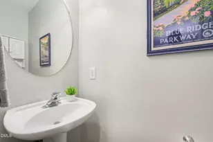 216 Hbr Crk Dr, Cary, NC 27511 - Photo 21