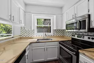 3515 Willowtree Ln, Clayton, NC 27520 - Photo 7