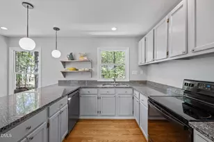 201 Simpson St, Carrboro, NC 27510 - Photo 9