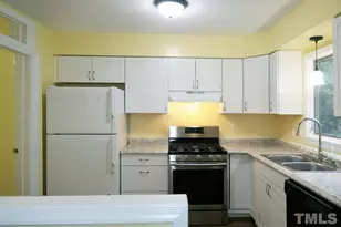 1515 E Franklin St, Chapel Hill, NC 27514 - Photo 7