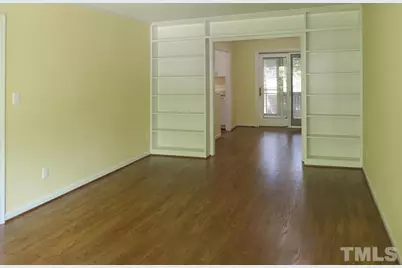 1515 E Franklin Street #31, Chapel Hill, NC 27514 - Photo 3