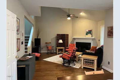 23 Bloomsbury Court, Chapel Hill, NC 27517 - Photo 7