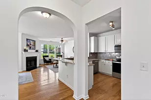 5415 Crescentview Pkwy, Raleigh, NC 27606 - Photo 25