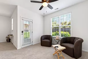 5415 Crescentview Pkwy, Raleigh, NC 27606 - Photo 17