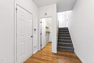 5415 Crescentview Pkwy, Raleigh, NC 27606 - Photo 15