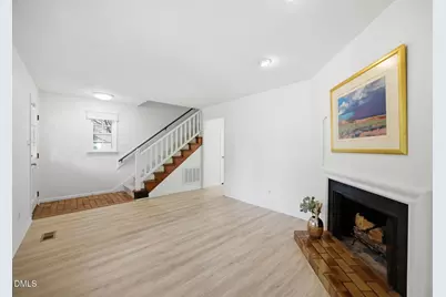 6018 Applewood Lane, Raleigh, NC 27609 - Photo 5