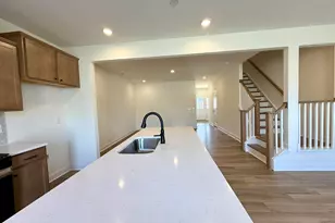 902 Kensley Grv Ln, Fuquay-Varina, NC 27526 - Photo 5