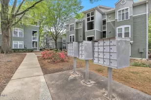 1201 Westview Ln, Raleigh, NC 27605 - Photo 47