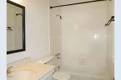 802 Oak Tree Drive, Chapel Hill, NC 27517 - Photo 9