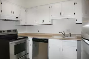 802 Oak Tree Dr, Chapel Hill, NC 27517 - Photo 7