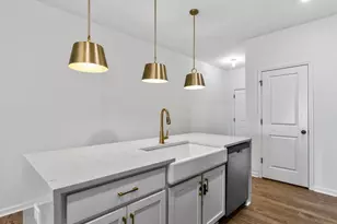 38 N District Ave, Clayton, NC 27527 - Photo 9