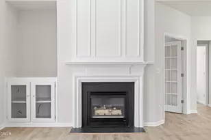 402 Sherwood Forest Pl, Cary, NC 27519 - Photo 17