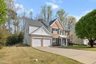 402 Sherwood Forest Pl, Cary, NC 27519 - Photo 5