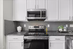 120 Point Comfort Ln, Cary, NC 27519 - Photo 5