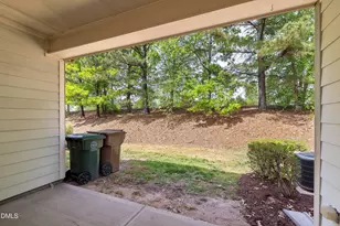 120 Point Comfort Ln, Cary, NC 27519 - Photo 37