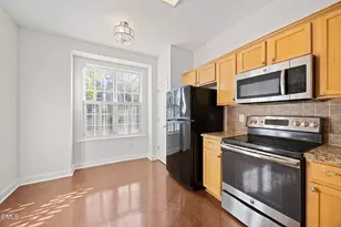 183 Lumina Pl, Holly Springs, NC 27540 - Photo 11