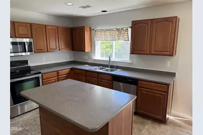 108 Poppy Hills Court, Raleigh, NC 27603 - Photo 5