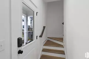 253 Asher Hls Ct, Raleigh, NC 27601 - Photo 9