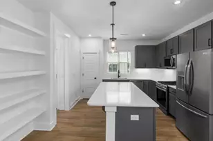 257 Asher Hls Ct, Raleigh, NC 27601 - Photo 3