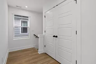 257 Asher Hls Ct, Raleigh, NC 27601 - Photo 15