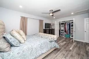 5961 Dixon Dr, Raleigh, NC 27609 - Photo 11