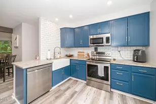 5961 Dixon Dr, Raleigh, NC 27609 - Photo 3