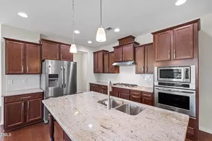 1017 Branwell Dr, Durham, NC 27703 - Photo 11