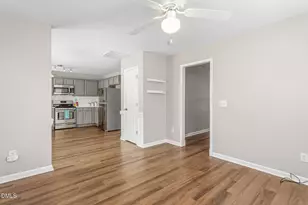 816 Hawthorn Ridge Dr, Whitsett, NC 27377 - Photo 19