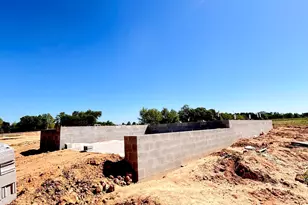 188 Maverick Ln, Dunn, NC 28334 - Photo 3