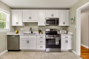 2331 Kennington Rd, Raleigh, NC 27610 - Photo 11