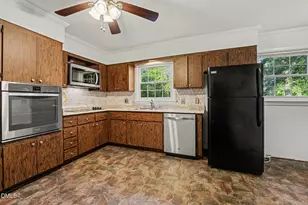 1007 S Andrews Ave, Goldsboro, NC 27530 - Photo 9