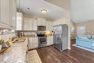 196 Watersedge Ln, Smithfield, NC 27577 - Photo 9