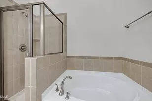 2005 Valleystone Dr, Cary, NC 27519 - Photo 27