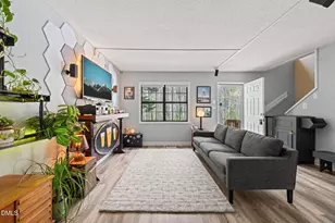 3622 Colchester St, Durham, NC 27707 - Photo 3