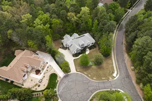 10004 Sandcreek Ct, Chapel Hill, NC 27517 - Photo 65