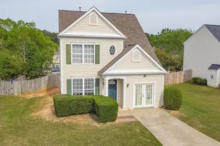 220 Purple Leaf Rd, Fuquay-Varina, NC 27526 - Photo 1