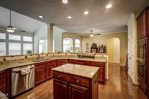 12212 Ashton Woods Ln, Raleigh, NC 27614 - Photo 5