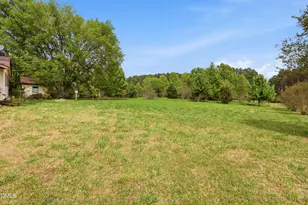 384 Lynch Rd, Selma, NC 27576 - Photo 17