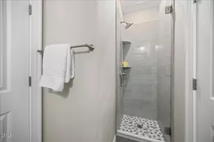 5801 Bramblewood Dr, Raleigh, NC 27612 - Photo 39