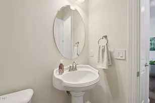 348 Briarfield Dr, Apex, NC 27502 - Photo 27