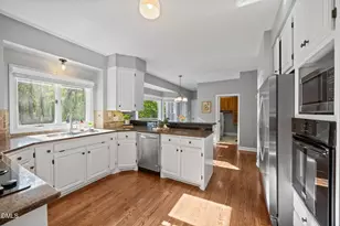 8728 Drew Ln, Chapel Hill, NC 27516 - Photo 21