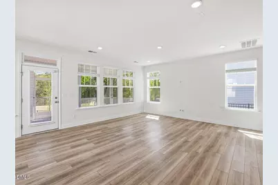 2004 Cross Bones Boulevard, Durham, NC 27703 - Photo 9