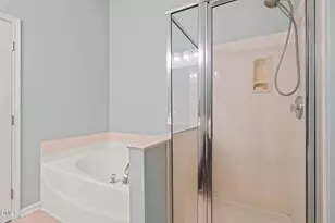 5938 Hourglass Ct, Raleigh, NC 27612 - Photo 27